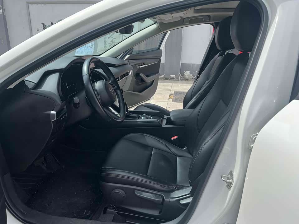 Mazda 3 Angkesaila Mazda 3 Angkesaila