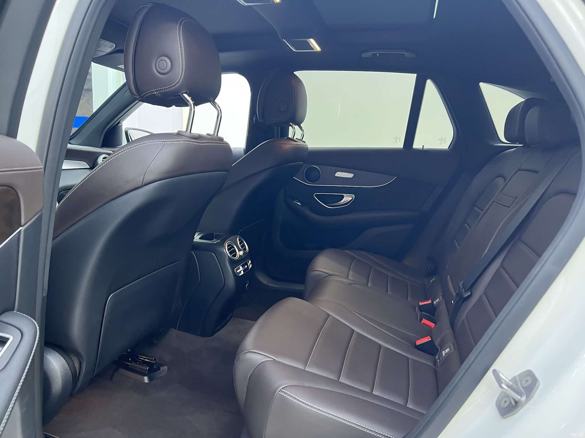 Mercedes-Benz GLC, 2022 23