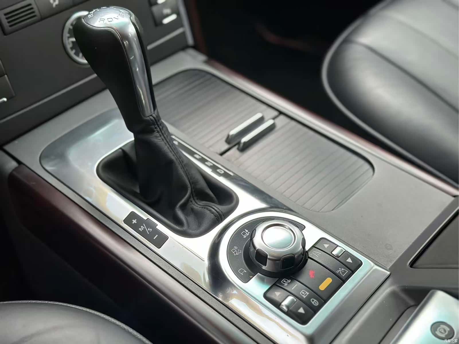 Land Rover Range Rover, 2011 12