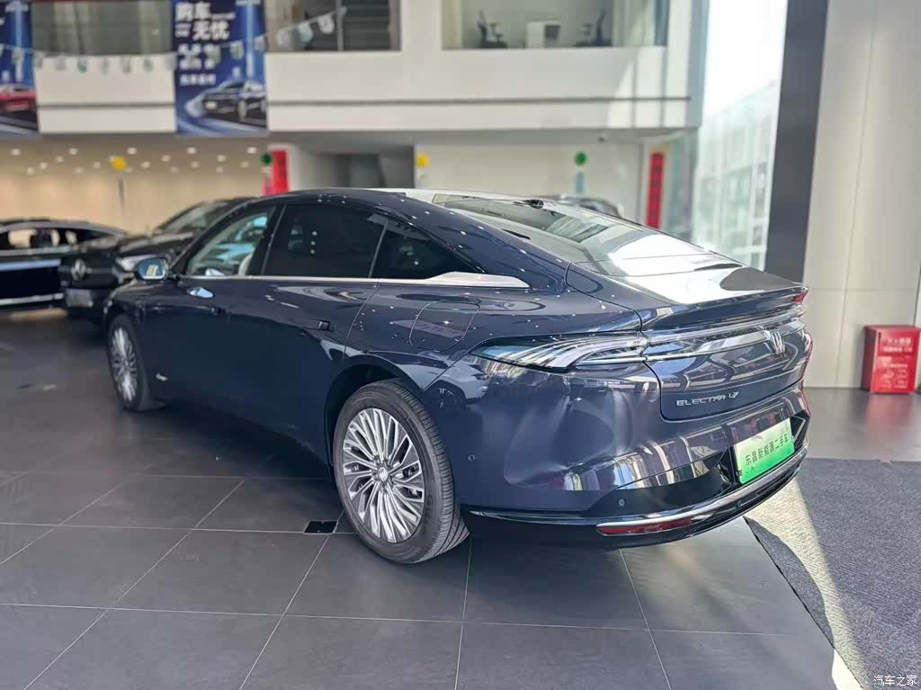 Buick L7, 2025 все фото