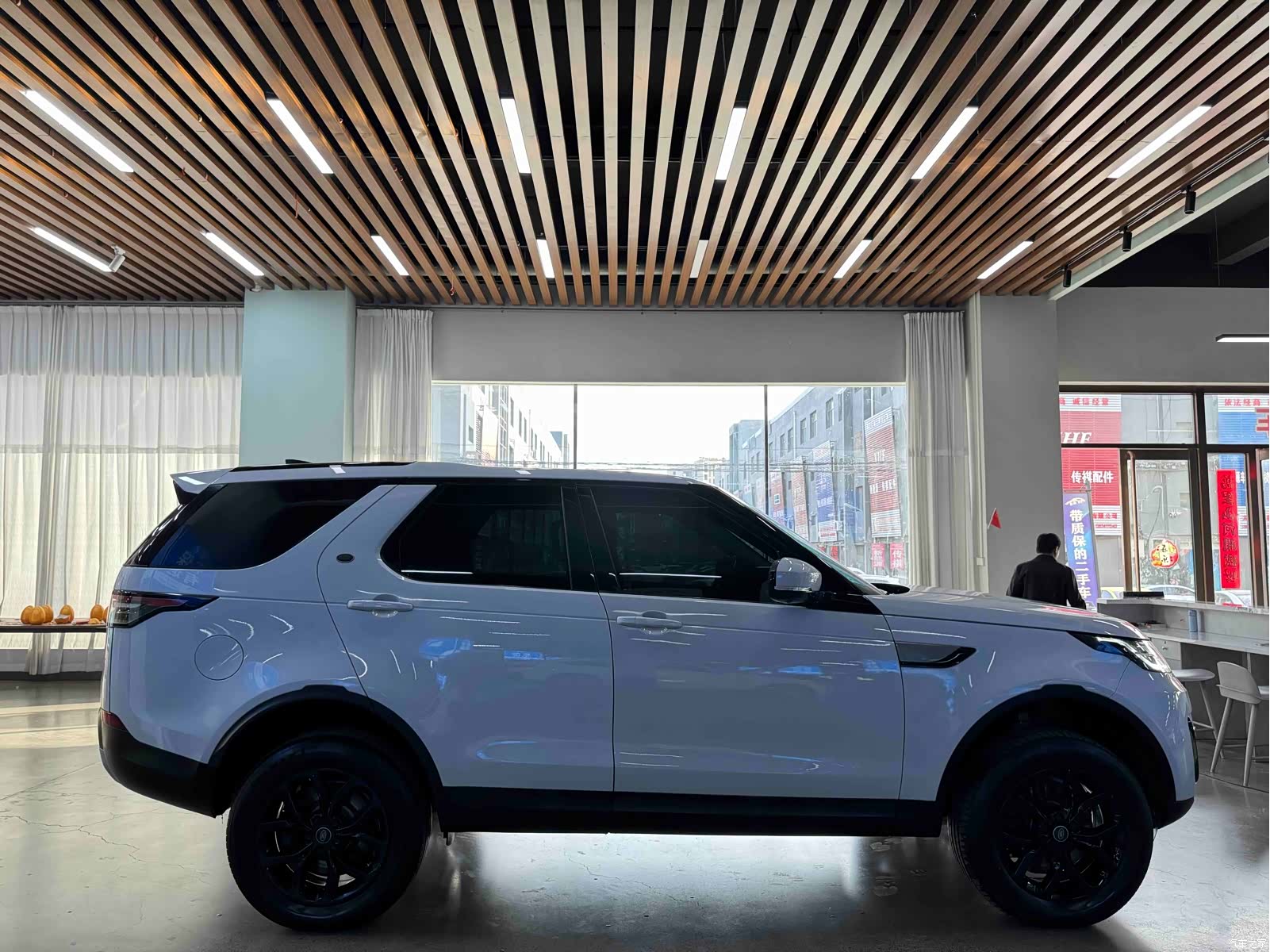 Land Rover Discovery, 2018 18