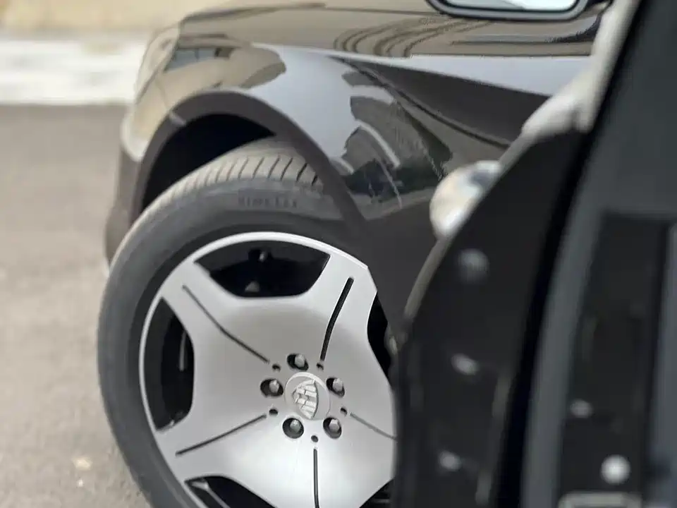 Mercedes-Benz Maybach S-class