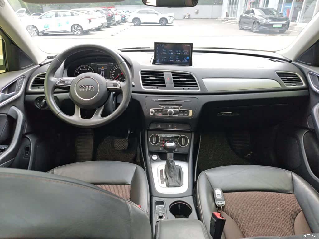 Audi Q3, 2019 10
