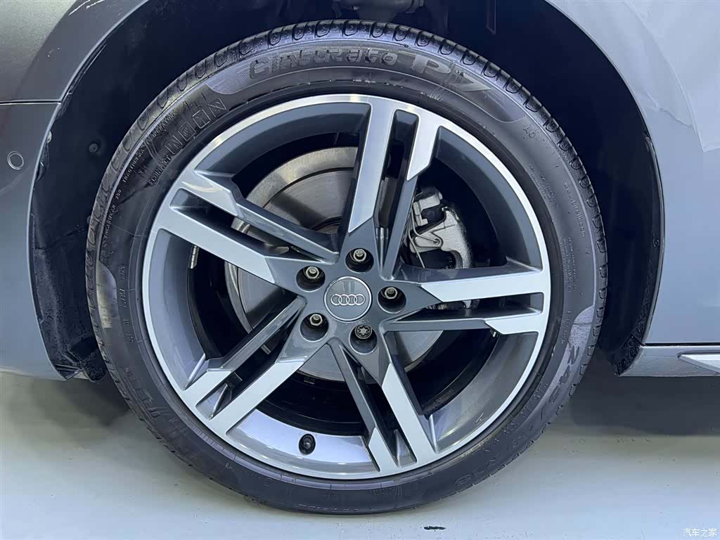 Audi A4L, 2021 21