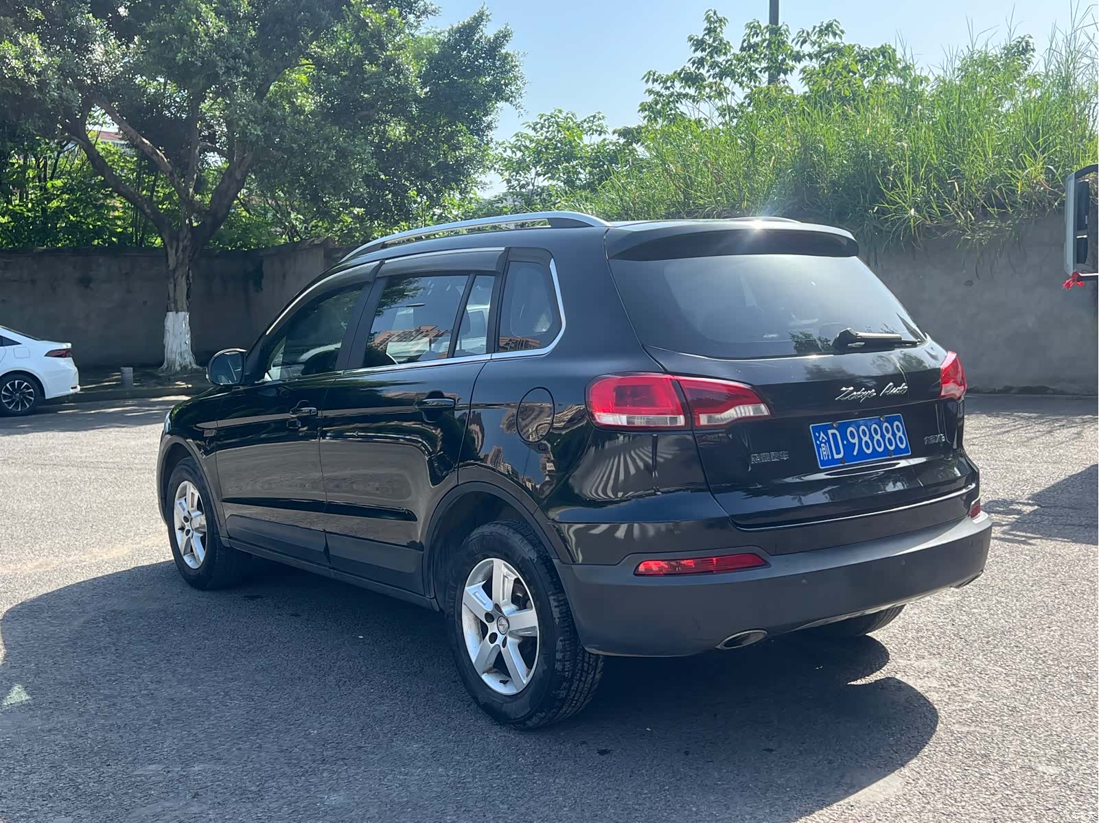 Zotye X5, 2016 8