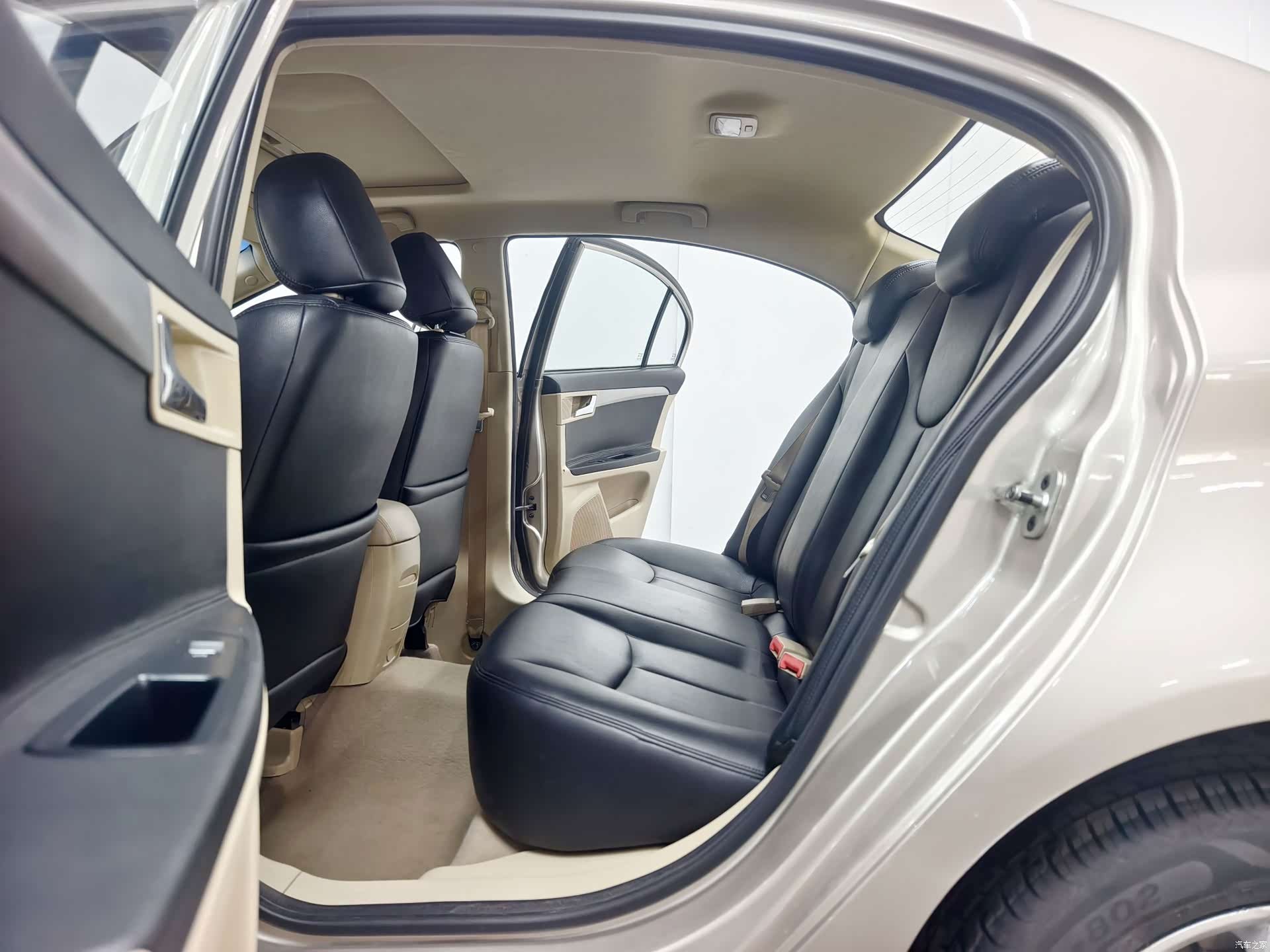 Roewe 350, 2016 13