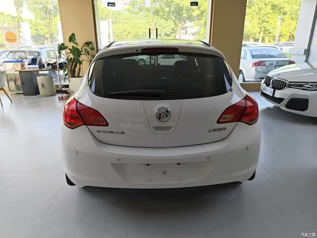 Buick XT, 2016 6