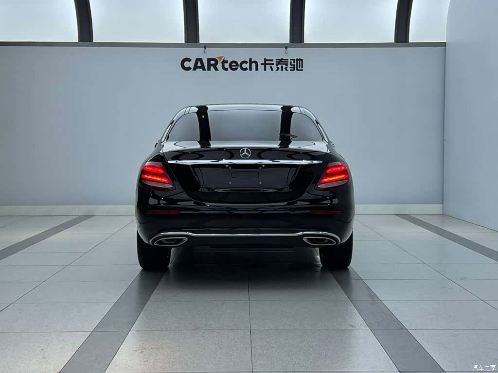 Mercedes-Benz E-Class, 2019 3