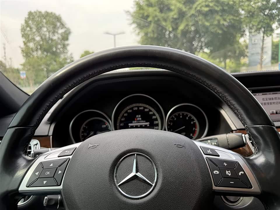 Mercedes-Benz E-class Mercedes-Benz E-class