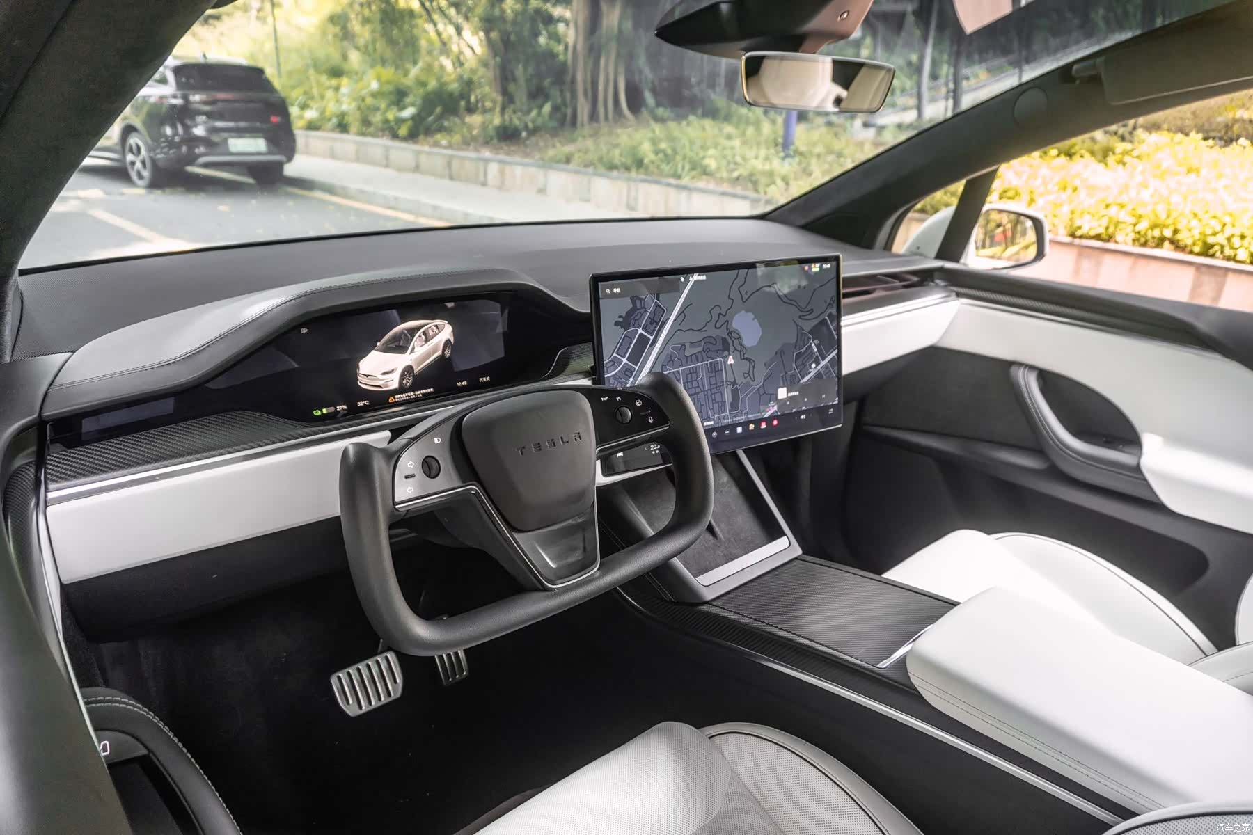 Tesla Model X, 2023 8