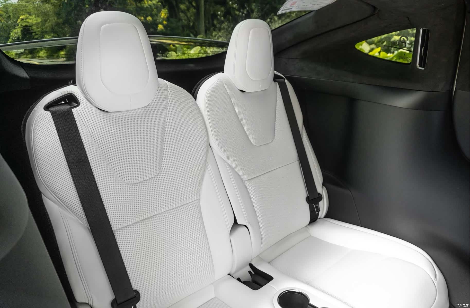 Tesla Model X, 2023 17