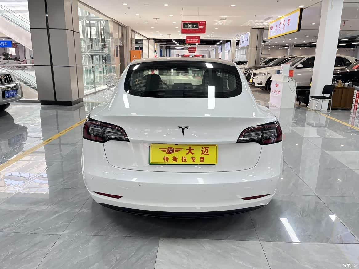 Tesla Model 3, 2019 7