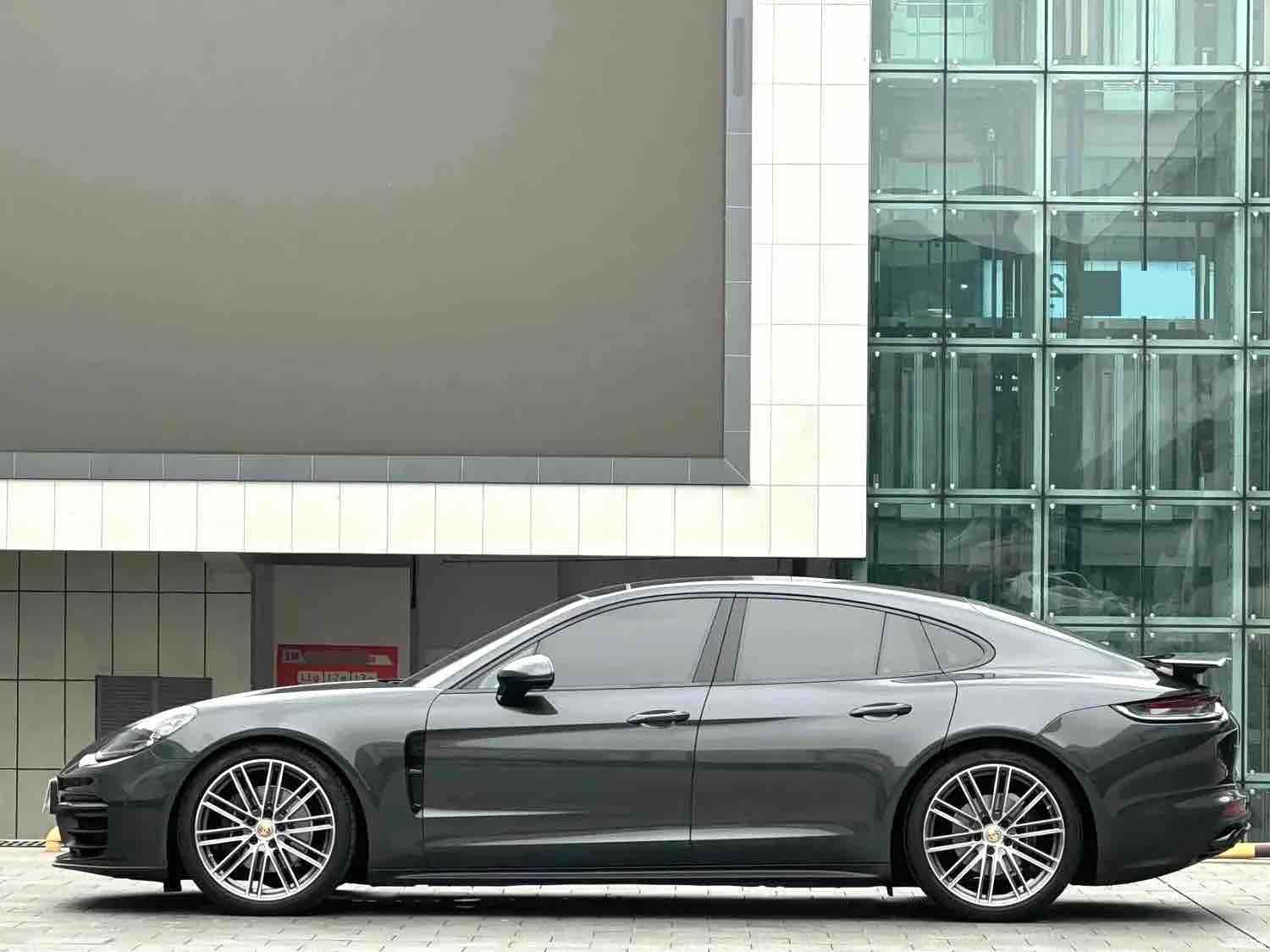 Porsche Panamera, 2022 4