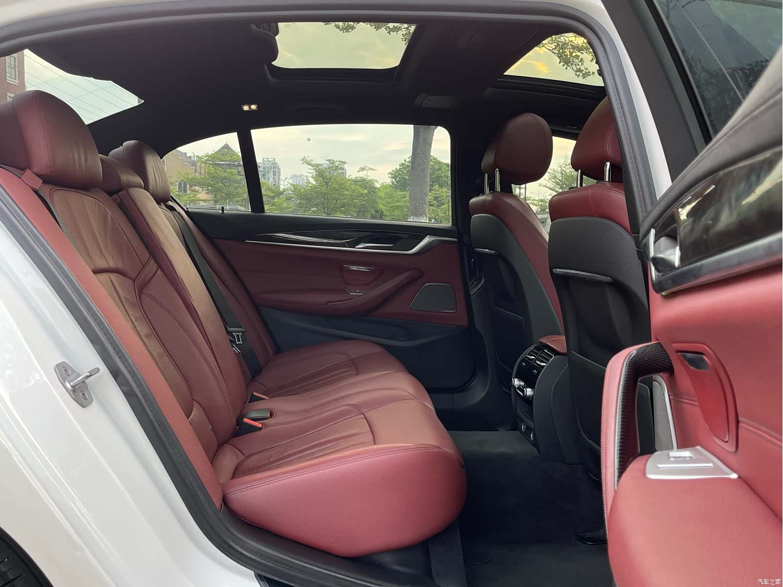 BMW 5 Series, 2019 15