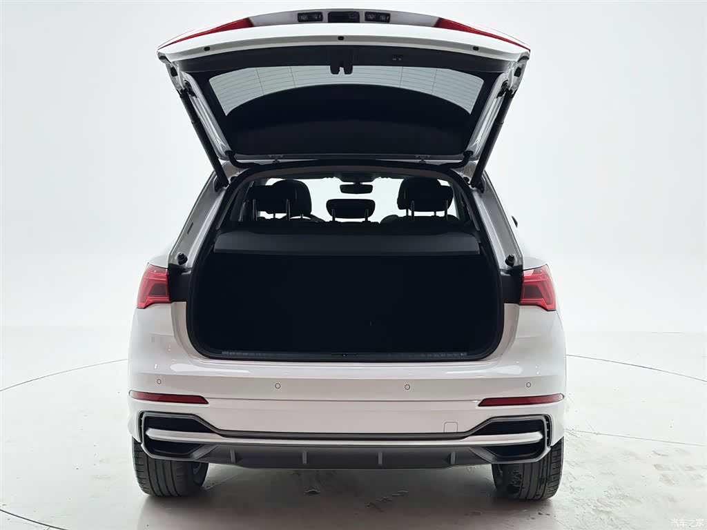 Audi Q3, 2022 8
