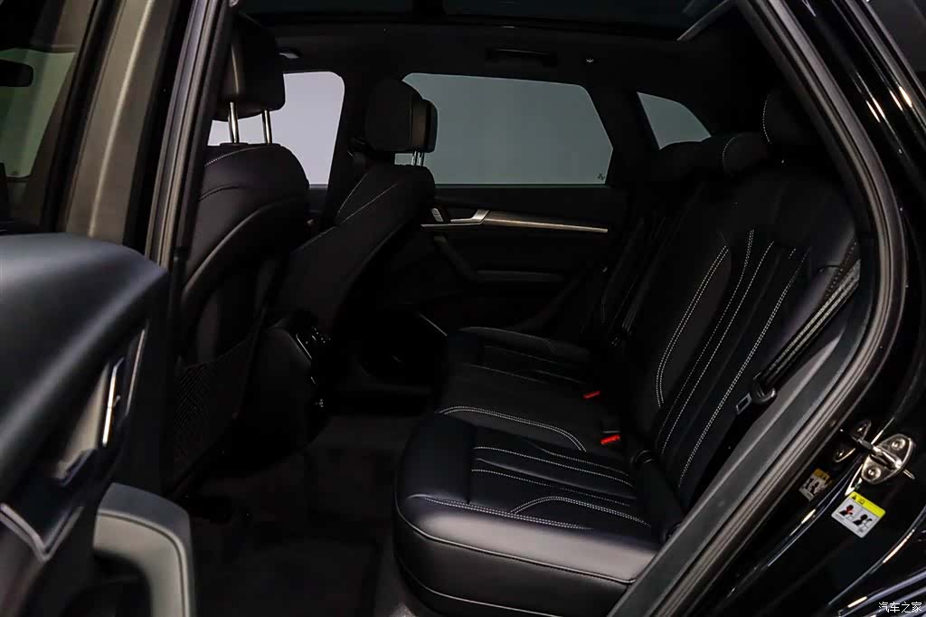 Audi Q5L, 2024 10