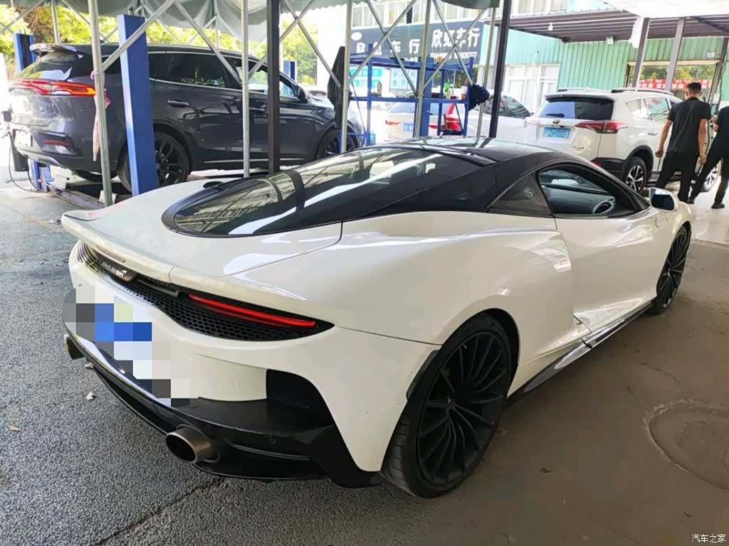 McLaren GT, 2021 2