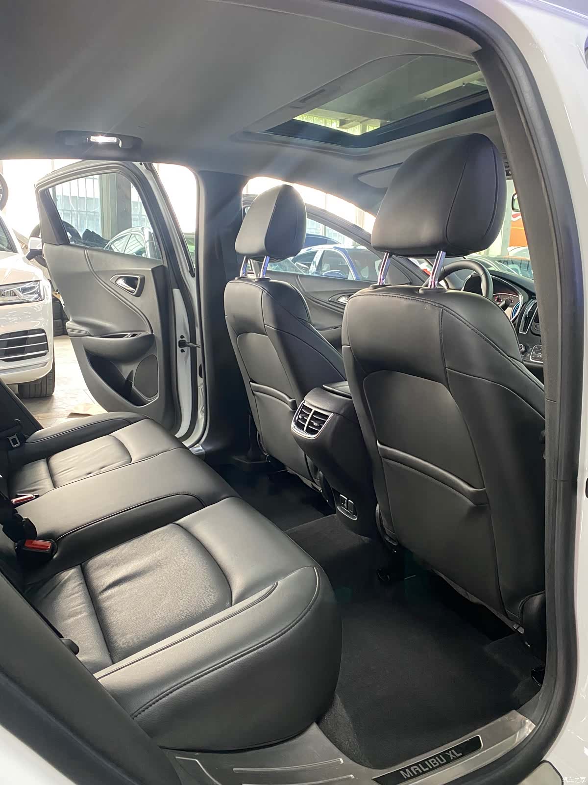 Chevrolet XL, 2016 12