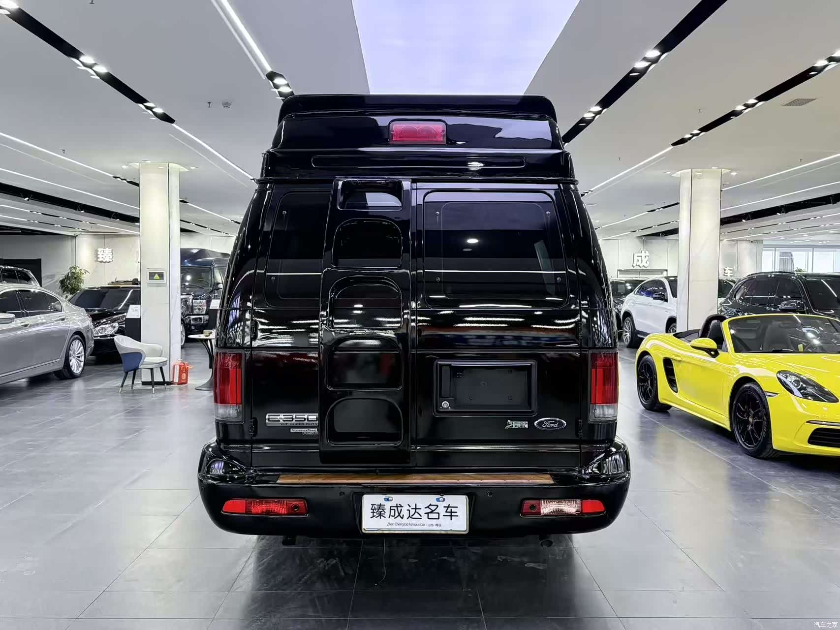 Ford E350, 2019 4