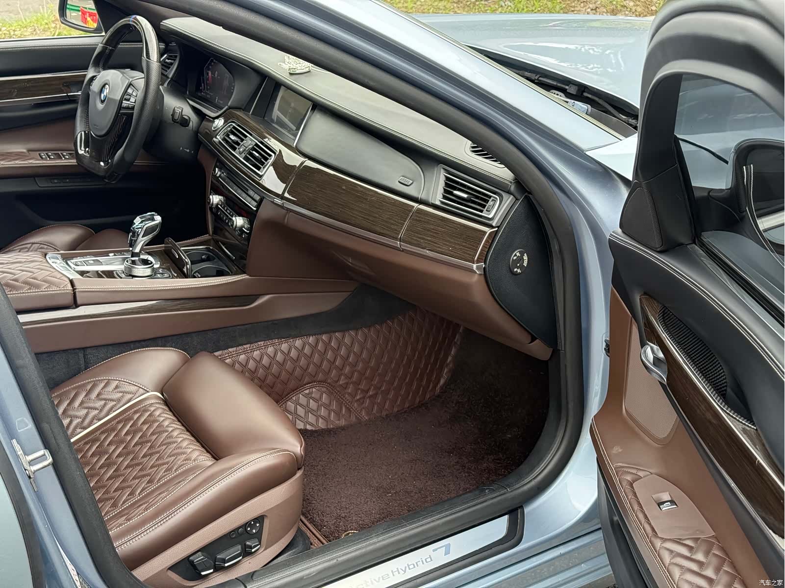 BMW 7 Series, 2011 9