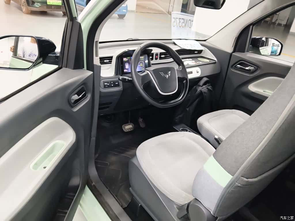 Wuling MINIEV, 2021 12