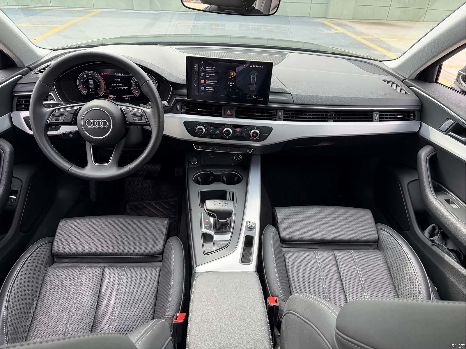 Audi A4L, 2024 все фото