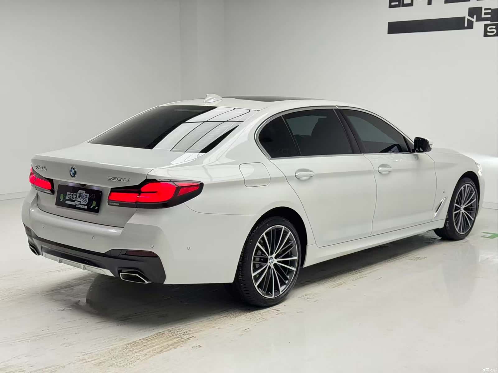 BMW 5 Series, 2022 4