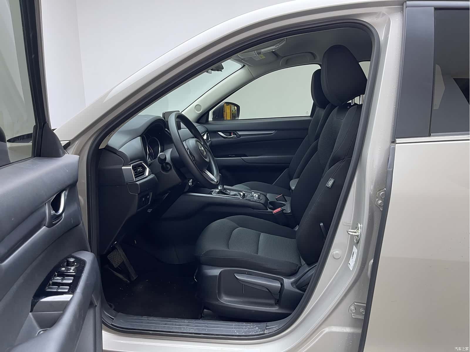 Mazda CX-5, 2024 10