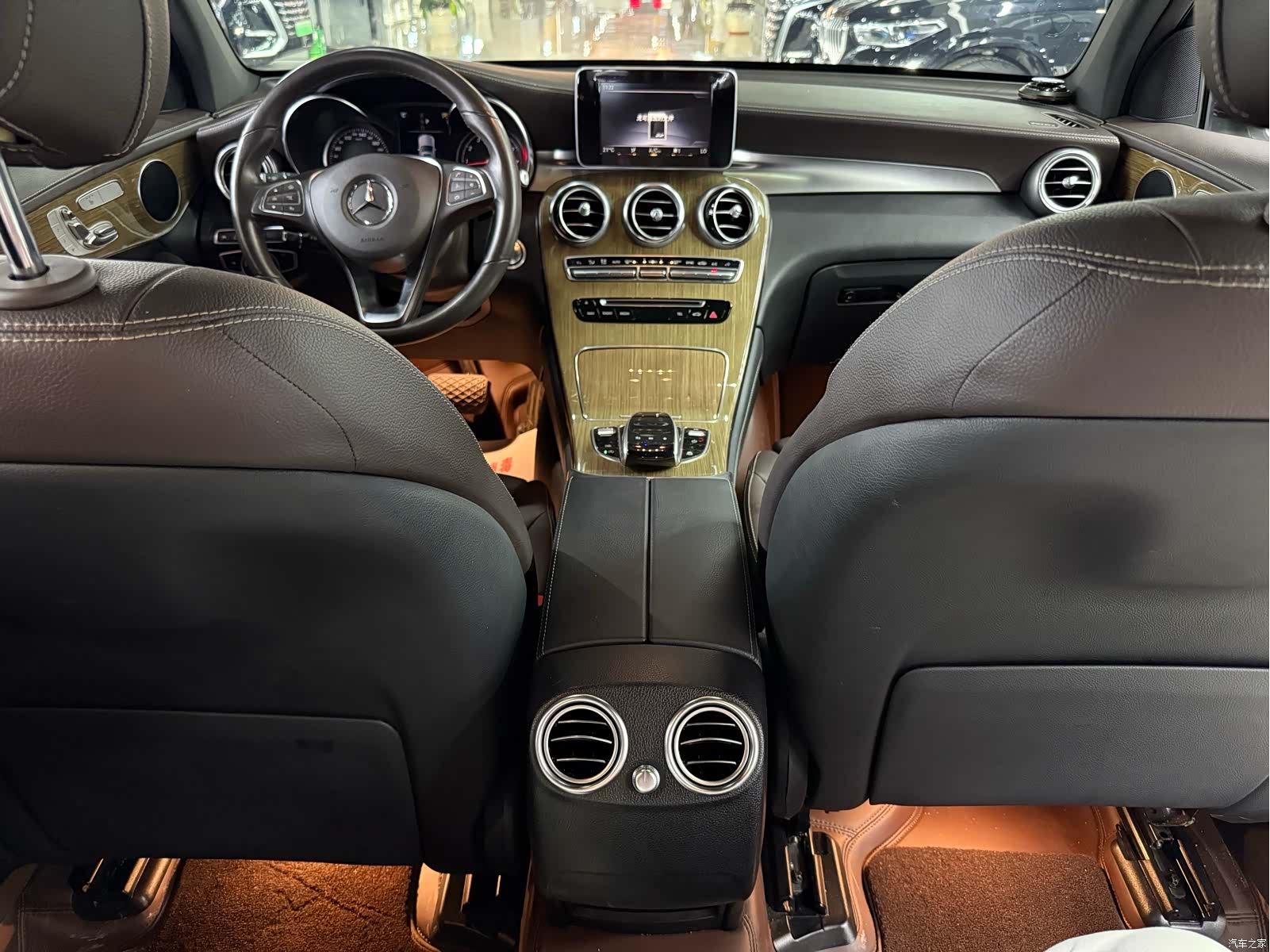 Mercedes-Benz GLC, 2019 19