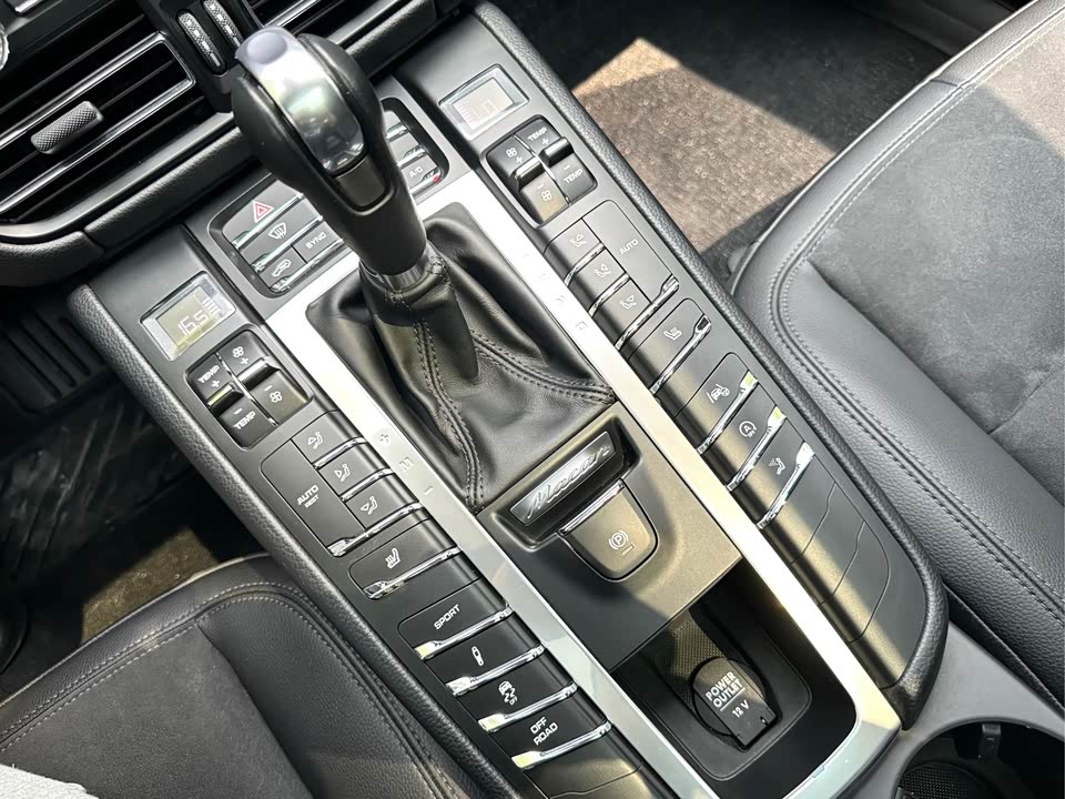 Porsche Macan Porsche Macan