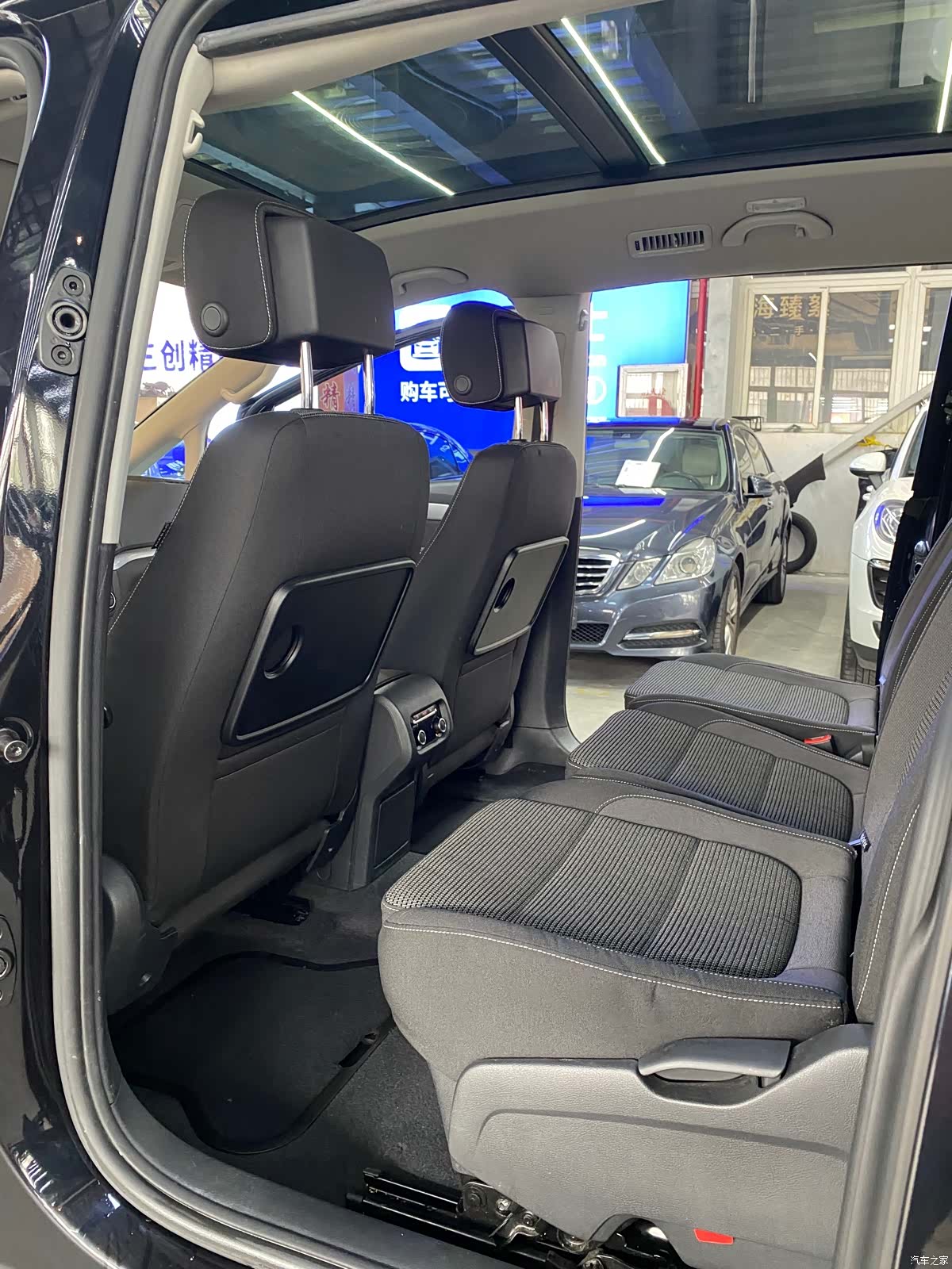 Volkswagen Xia, 2017 10
