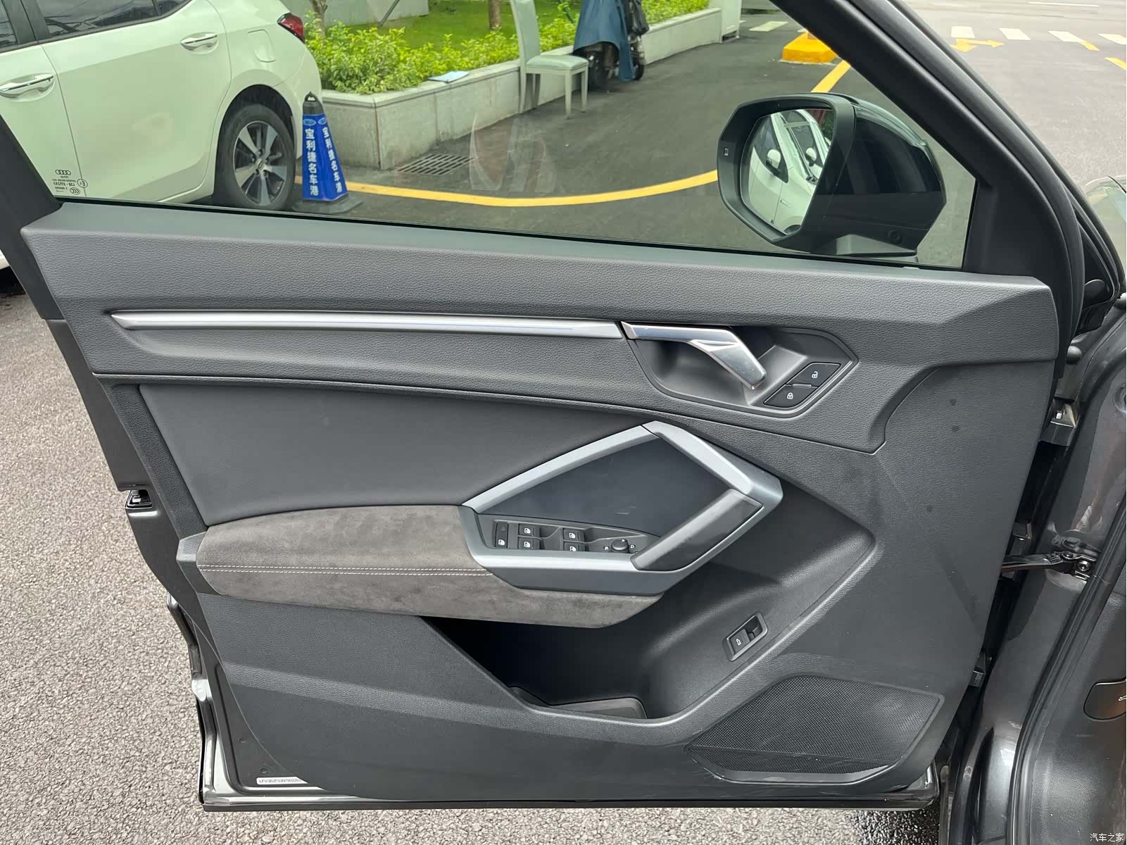 Audi Q3, 2022 8