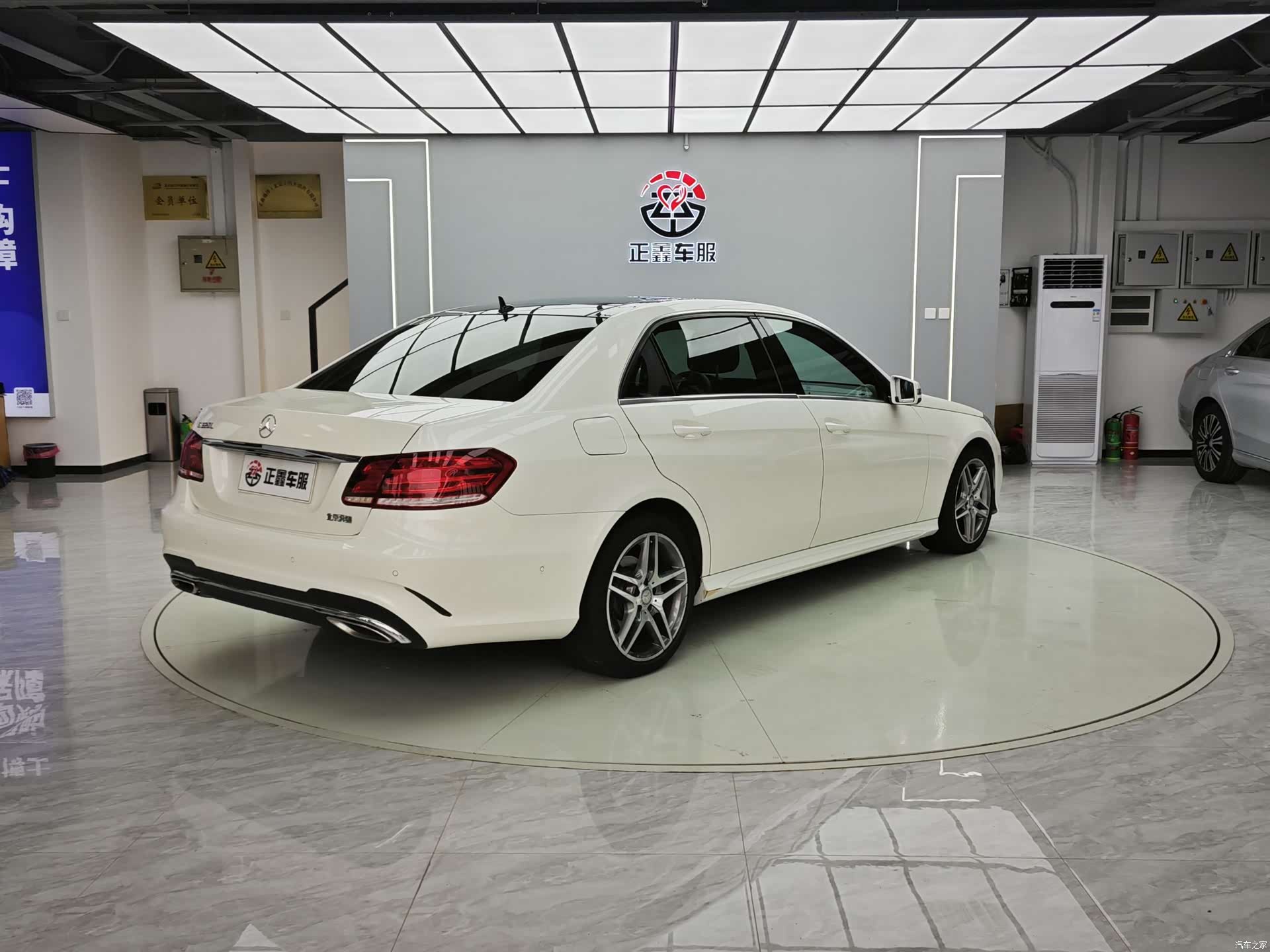 Mercedes-Benz E-Class, 2014 14