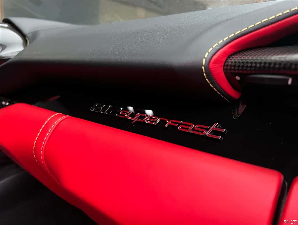 Ferrari 812, 2019 9