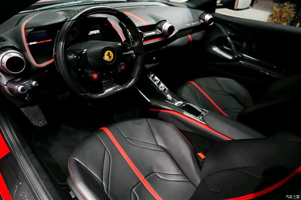 Ferrari 812, 2018 4
