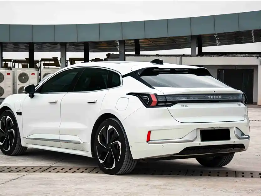Zeekr 001