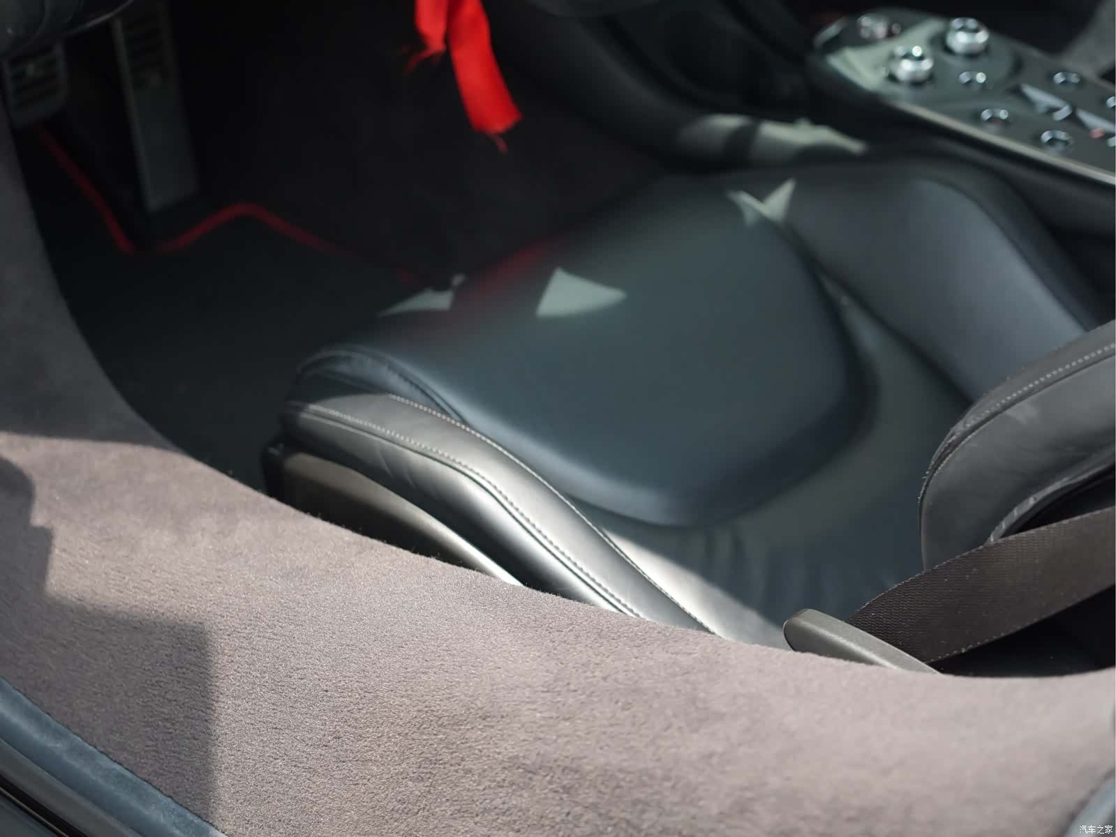 McLaren GT, 2020 12