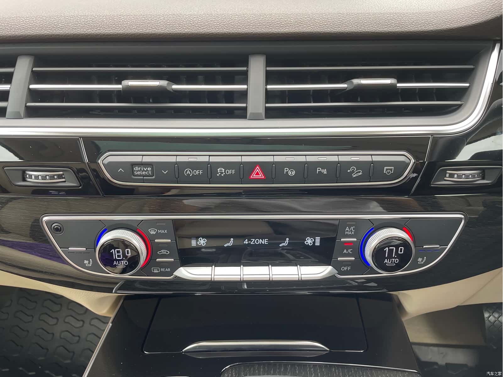 Audi Q7, 2019 11