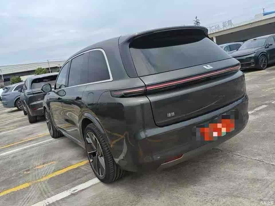 Li Auto L8, 2025 4