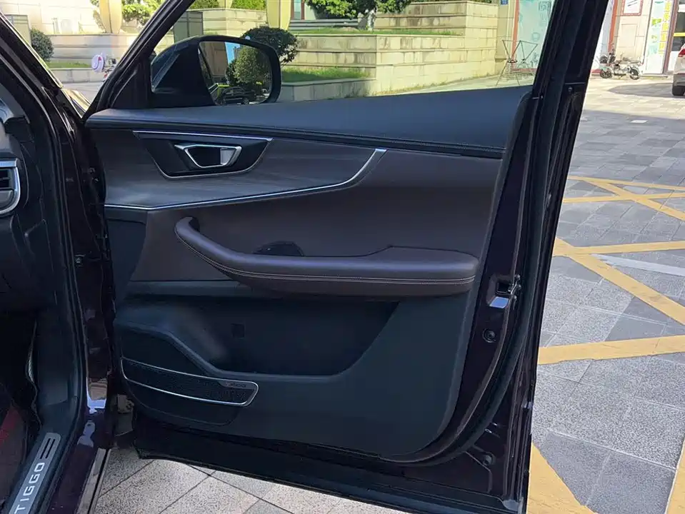 Chery Tiggo 8