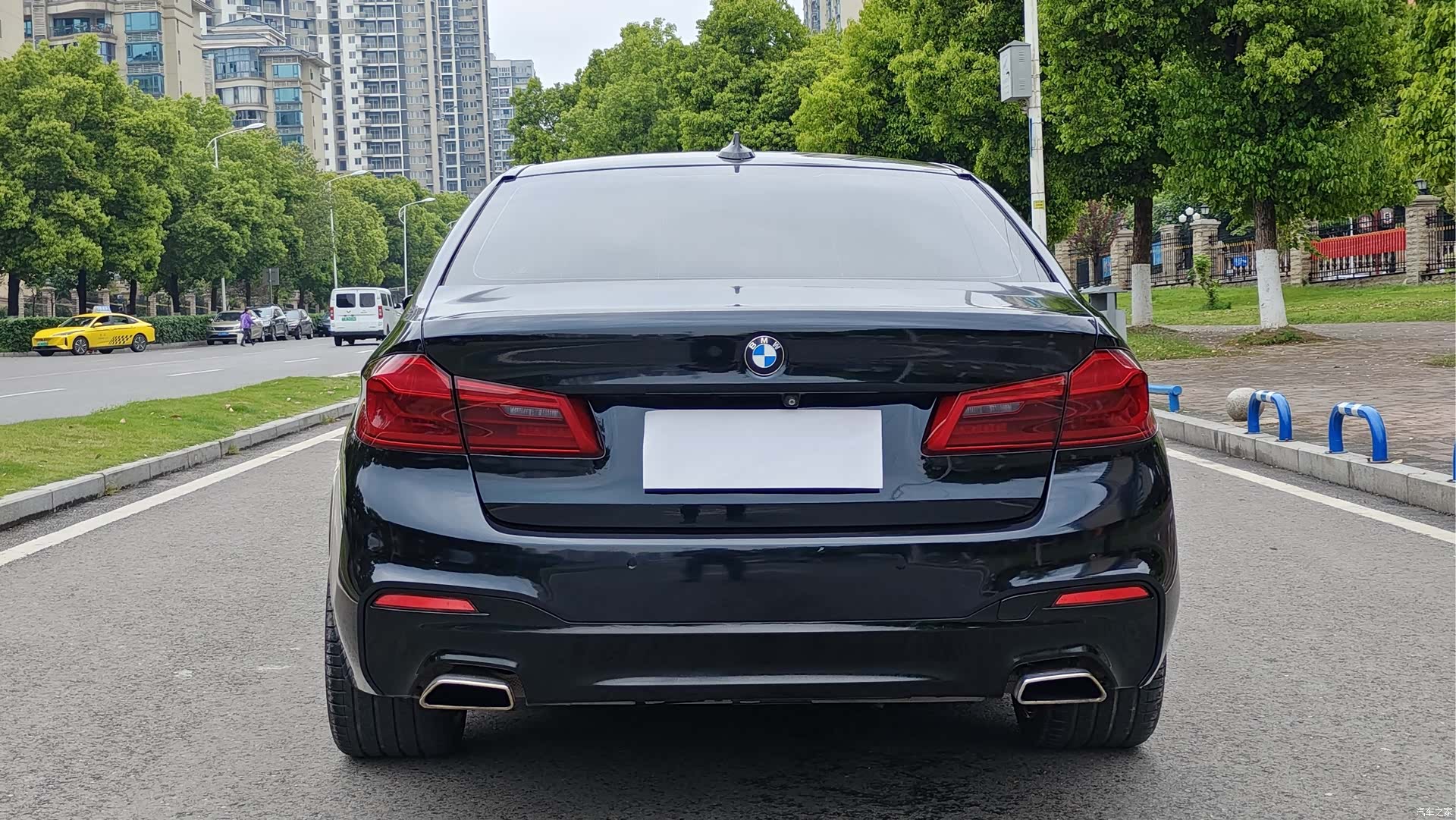 BMW 5 Series, 2019 все фото