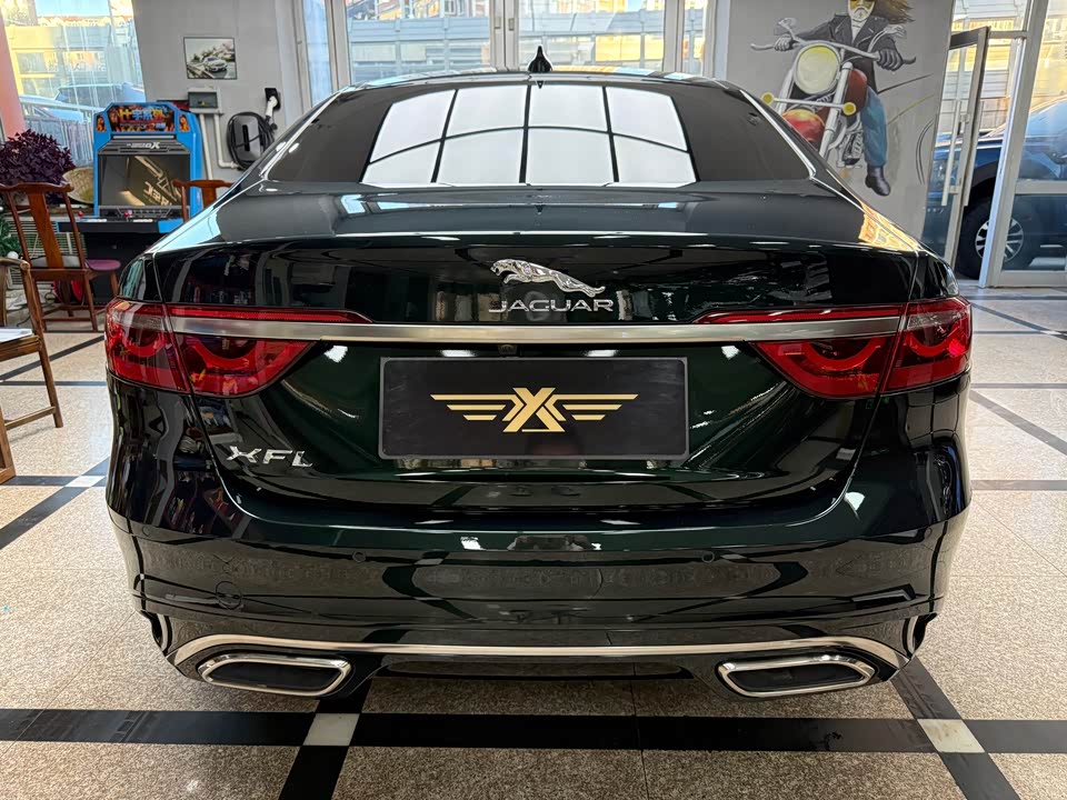 Jaguar XFL Jaguar XFL