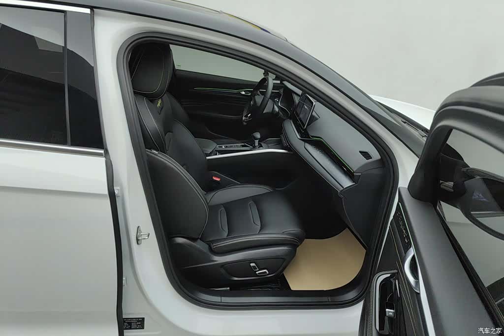Geely Preface, 2024 8