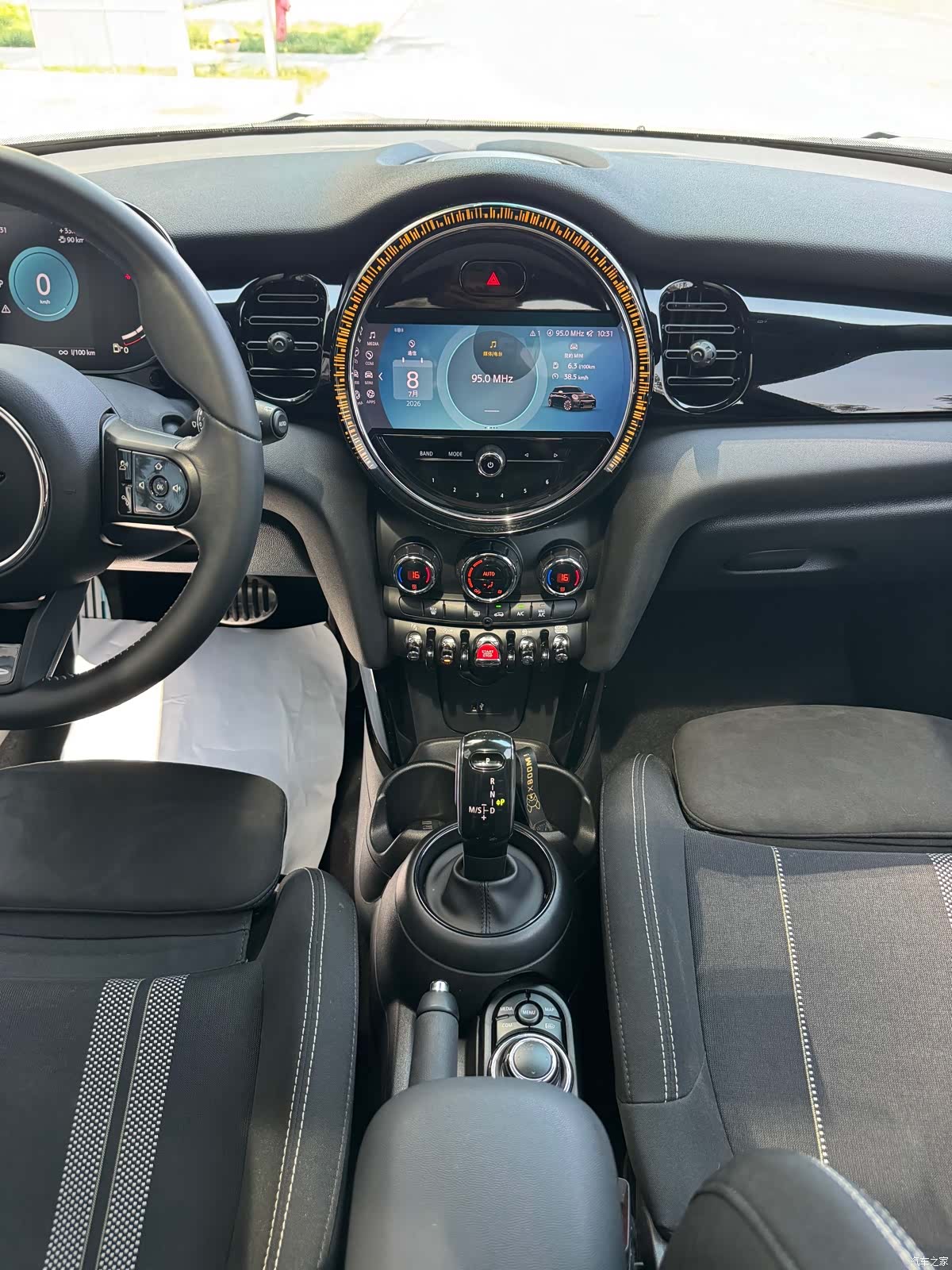 Mini Cooper, 2022 24