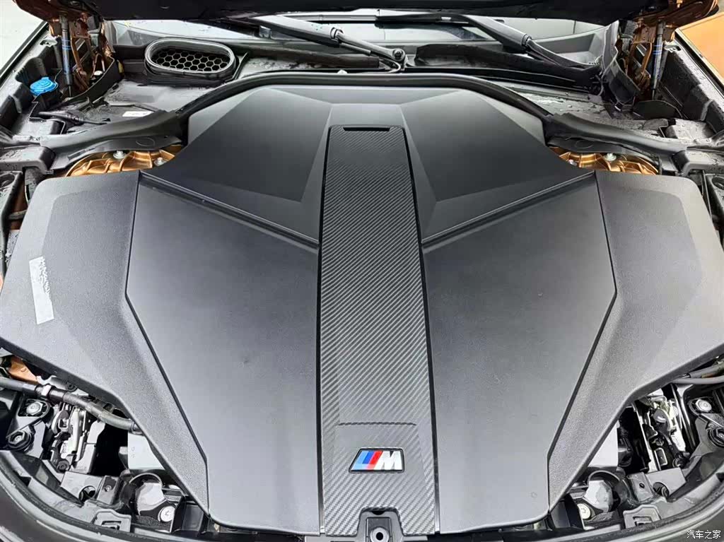 BMW i7, 2024 17