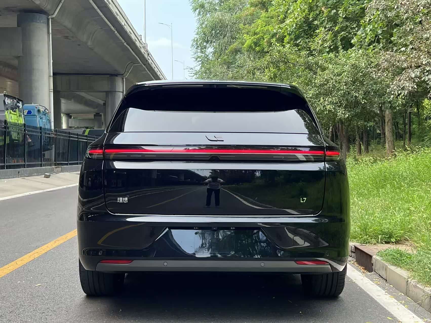 Li Auto L7, 2023 все фото