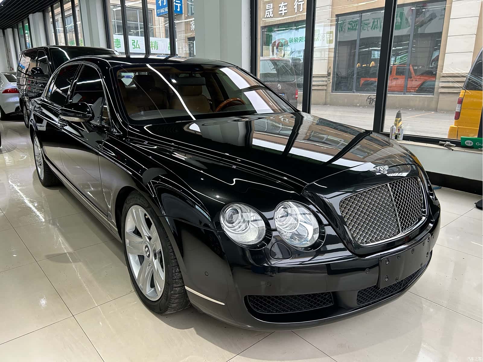 Bentley Flying Spur, 2007 3