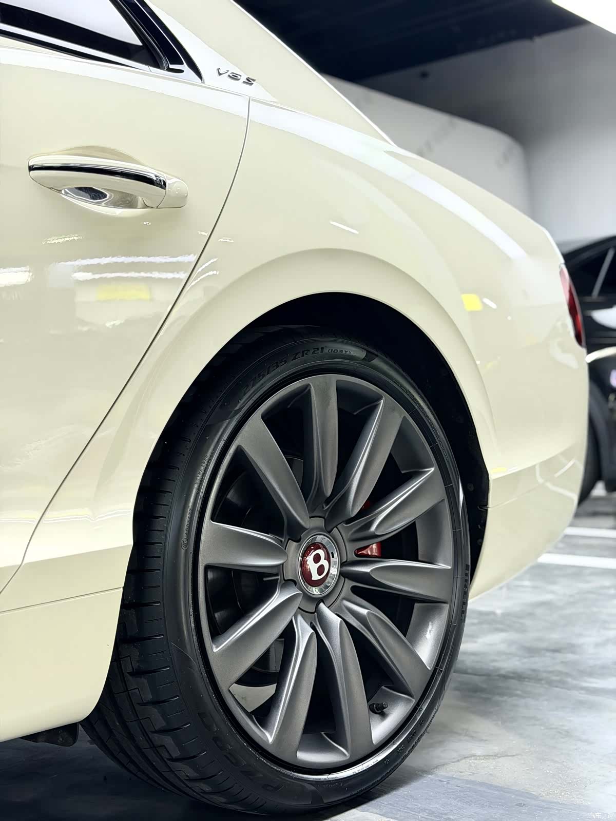 Bentley Flying Spur, 2019 27