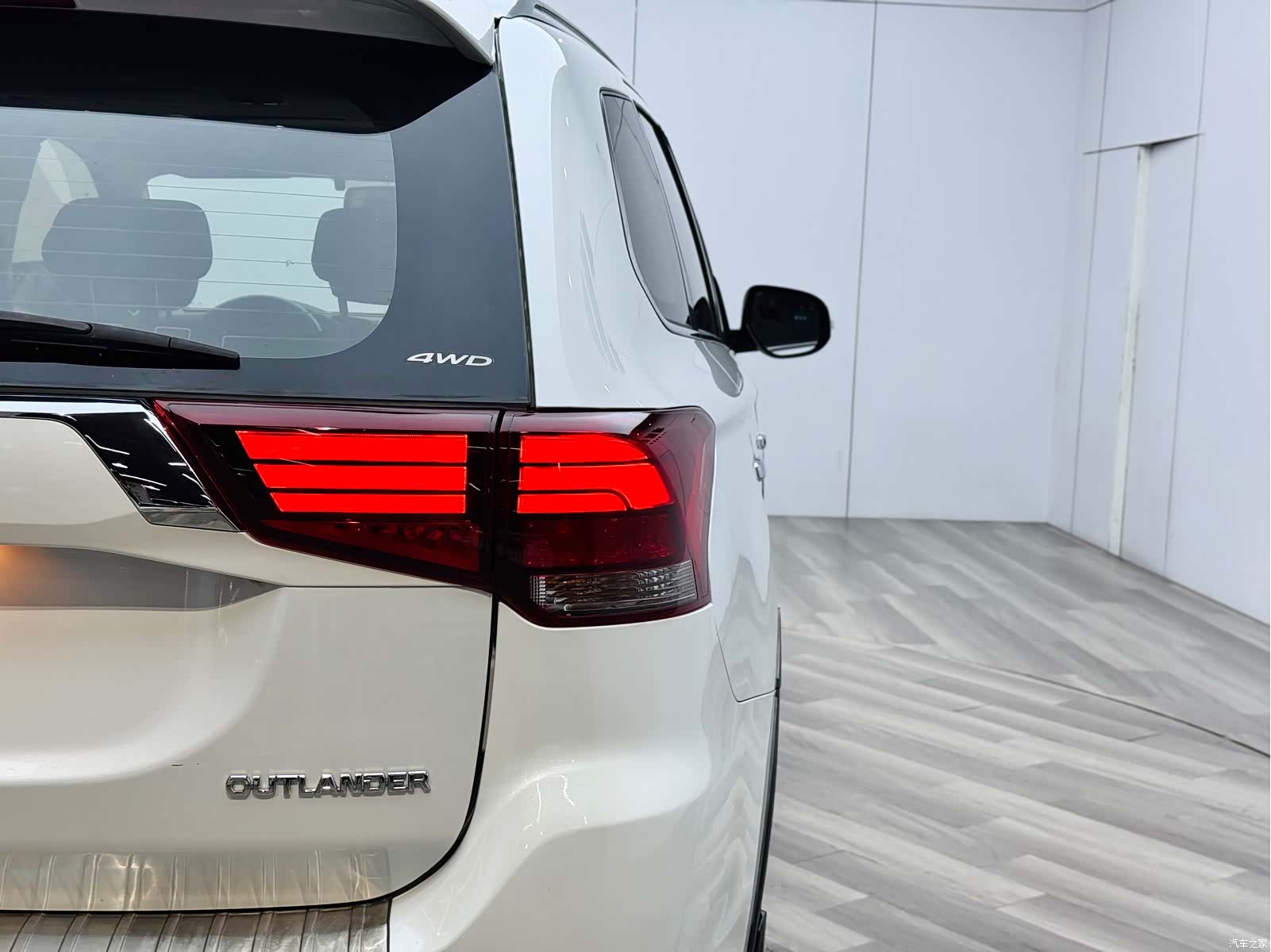 Mitsubishi Outlander, 2018 27
