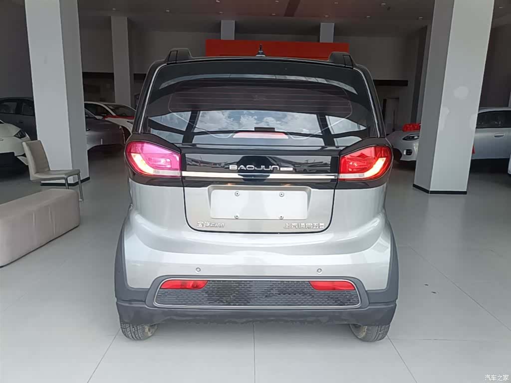 Wuling E100, 2019 6